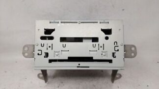 2013 Mitsubishi Outlander Autoestéreo original Am Fm Cd