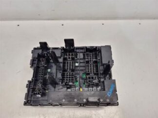 2007-08 Chevrolet Equinox 3.6L Caja de fusibles