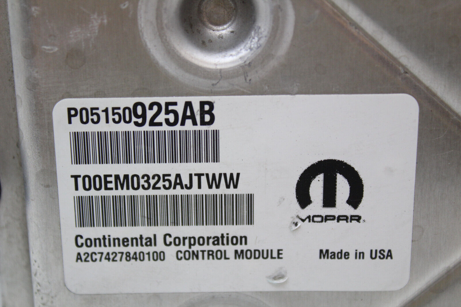 15 2015 Jeep Cherokee 05150925AB Computadora de motor ECU ECM - Image 2