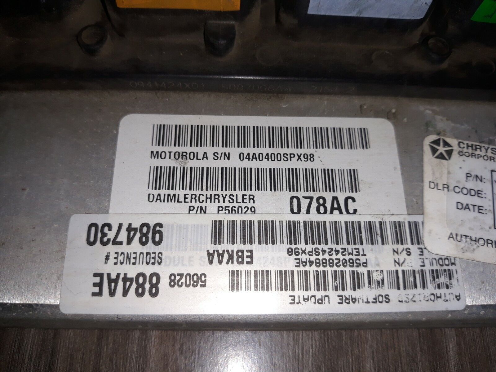 2005 Dodge Dakota Computadora de motor ECU ECM P56028884AH - Image 2