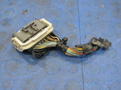 12-13 Mazda 3 Conector de modulo TCM - Image 2