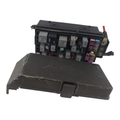 Caja de Fusibles 2010 - 2012 Chevrolet Malibu - Image 2